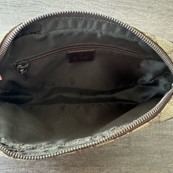 Gucci wristlet 🇮🇹 🔥 - Picture 3 of 11